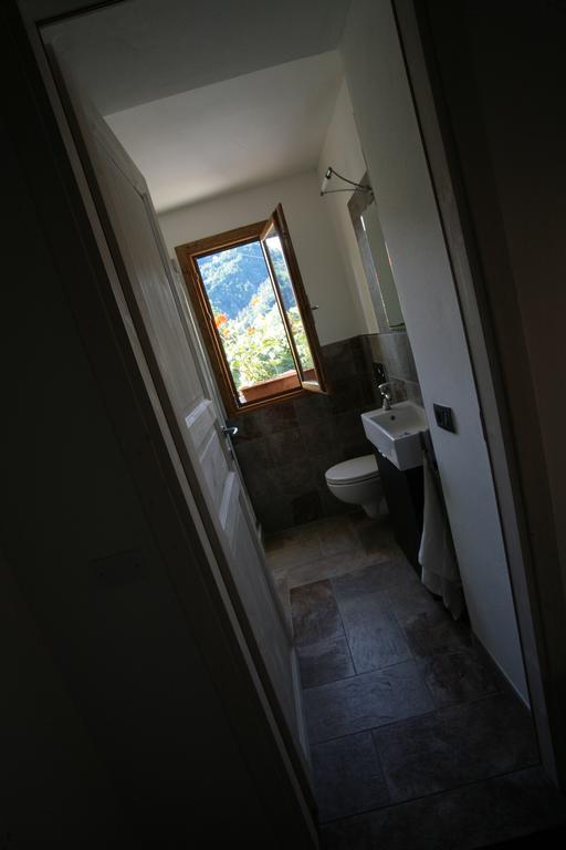 Pensjonat Agriturismo Giumin Rocchetta di Vara Zewnętrze zdjęcie